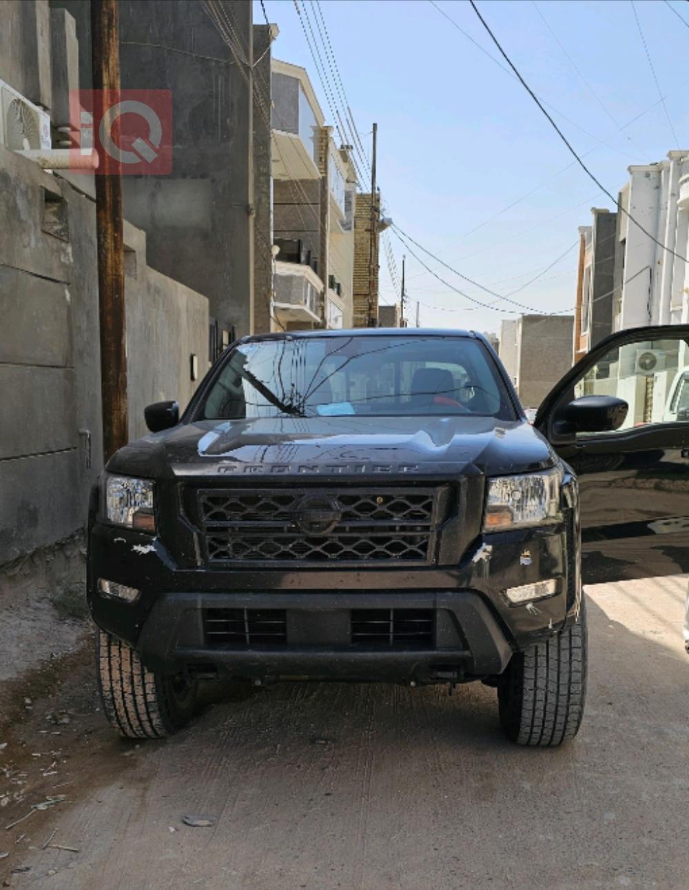 نیسان فرۆنتیر